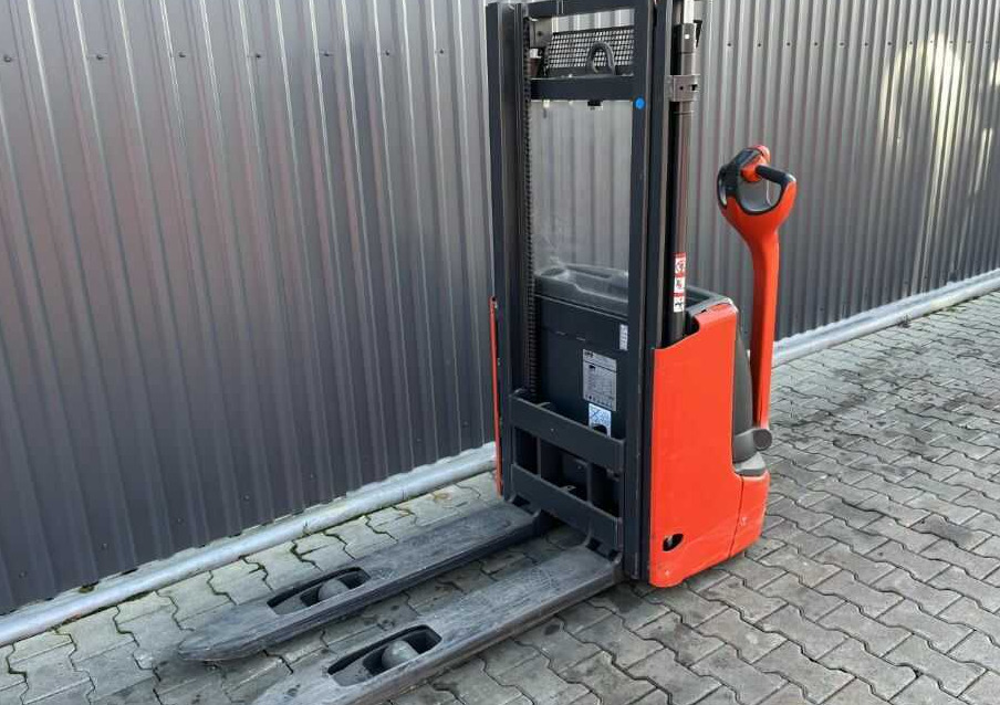 Linde L10B - آلة التكديس: صورة 1 Linde L10B - آلة التكديس: صورة 1