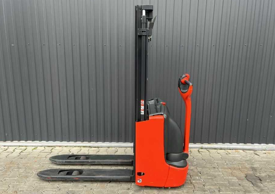 Linde L12 - آلة التكديس: صورة 2 Linde L12 - آلة التكديس: صورة 2