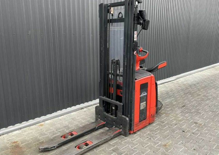 آلة التكديس Linde L14AP: صورة 8