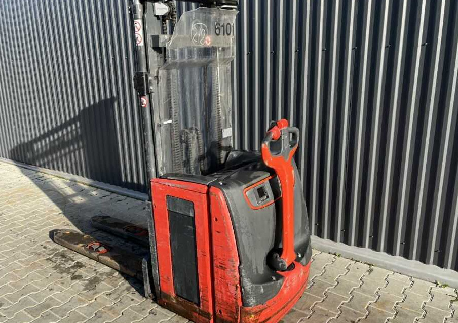 Linde L16 - آلة التكديس: صورة 1 Linde L16 - آلة التكديس: صورة 1