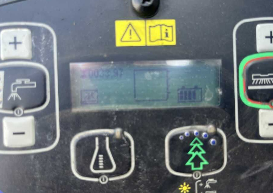 Nilfisk SC600 - ماكينة فرك وتجفيف: صورة 4 Nilfisk SC600 - ماكينة فرك وتجفيف: صورة 4
