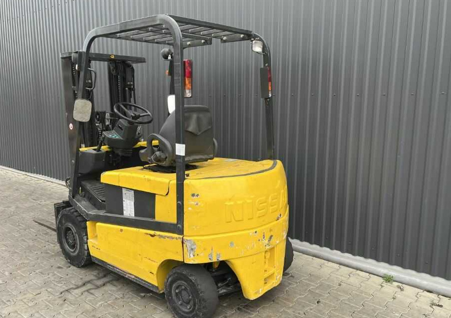 Nissan Q02L25CU - رافعة شوكية كهربائية: صورة 3 Nissan Q02L25CU - رافعة شوكية كهربائية: صورة 3