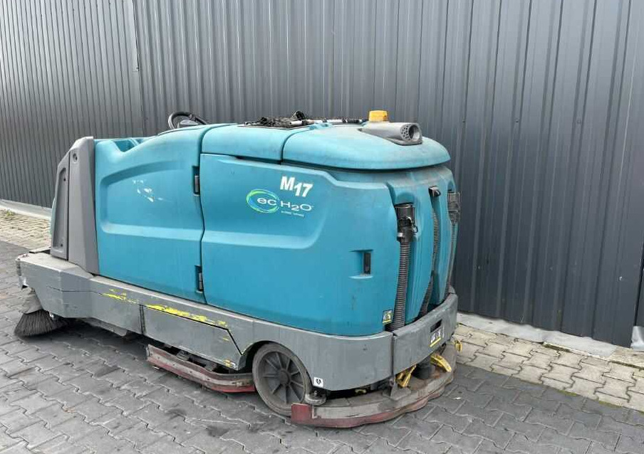 Tennant M17 - مكنسة كهربائية صناعية: صورة 3 Tennant M17 - مكنسة كهربائية صناعية: صورة 3