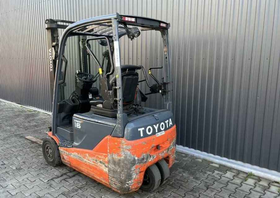 Toyota 8FBE16T - رافعة شوكية كهربائية: صورة 3 Toyota 8FBE16T - رافعة شوكية كهربائية: صورة 3