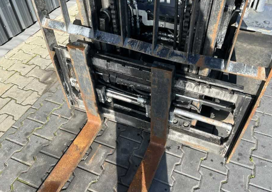 رافعة شوكية ديزل Toyota 8FDF30: صورة 7 رافعة شوكية ديزل Toyota 8FDF30: صورة 7