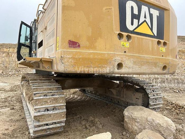 حفارة Caterpillar 374 LME: صورة 20