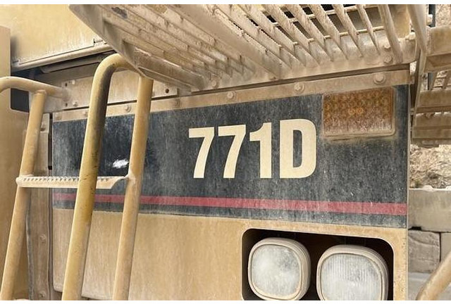 Caterpillar 771D - شاحنة التعدين: صورة 5 Caterpillar 771D - شاحنة التعدين: صورة 5
