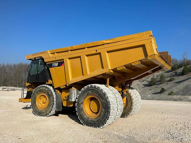 Caterpillar 775F - شاحنة التعدين: صورة 3 Caterpillar 775F - شاحنة التعدين: صورة 3
