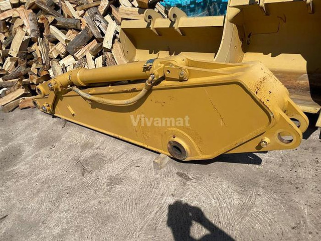 Caterpillar - آلات البناء: صورة 2 Caterpillar - آلات البناء: صورة 2