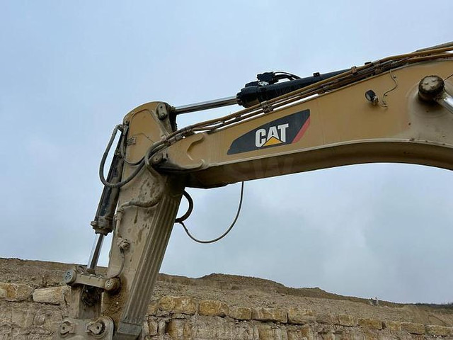 Caterpillar - حفارة: صورة 5 Caterpillar - حفارة: صورة 5