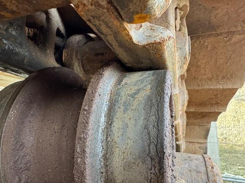 Hitachi ZX650LCH - حفار زحاف: صورة 3 Hitachi ZX650LCH - حفار زحاف: صورة 3