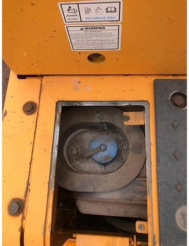 Hyundai HX520L - حفار زحاف: صورة 5 Hyundai HX520L - حفار زحاف: صورة 5