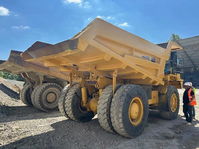 Komatsu HD325-6KE - شاحنة التعدين: صورة 4 Komatsu HD325-6KE - شاحنة التعدين: صورة 4