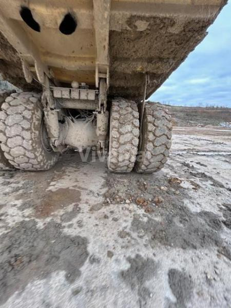 Komatsu HD605-7 - شاحنة قلاب صلبة: صورة 5 Komatsu HD605-7 - شاحنة قلاب صلبة: صورة 5