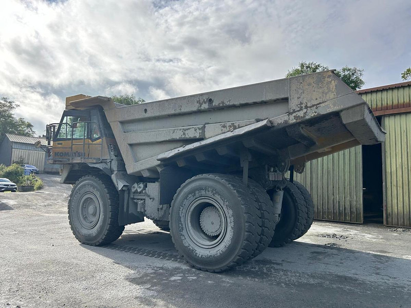 Komatsu HD605-7 - شاحنة التعدين: صورة 2 Komatsu HD605-7 - شاحنة التعدين: صورة 2