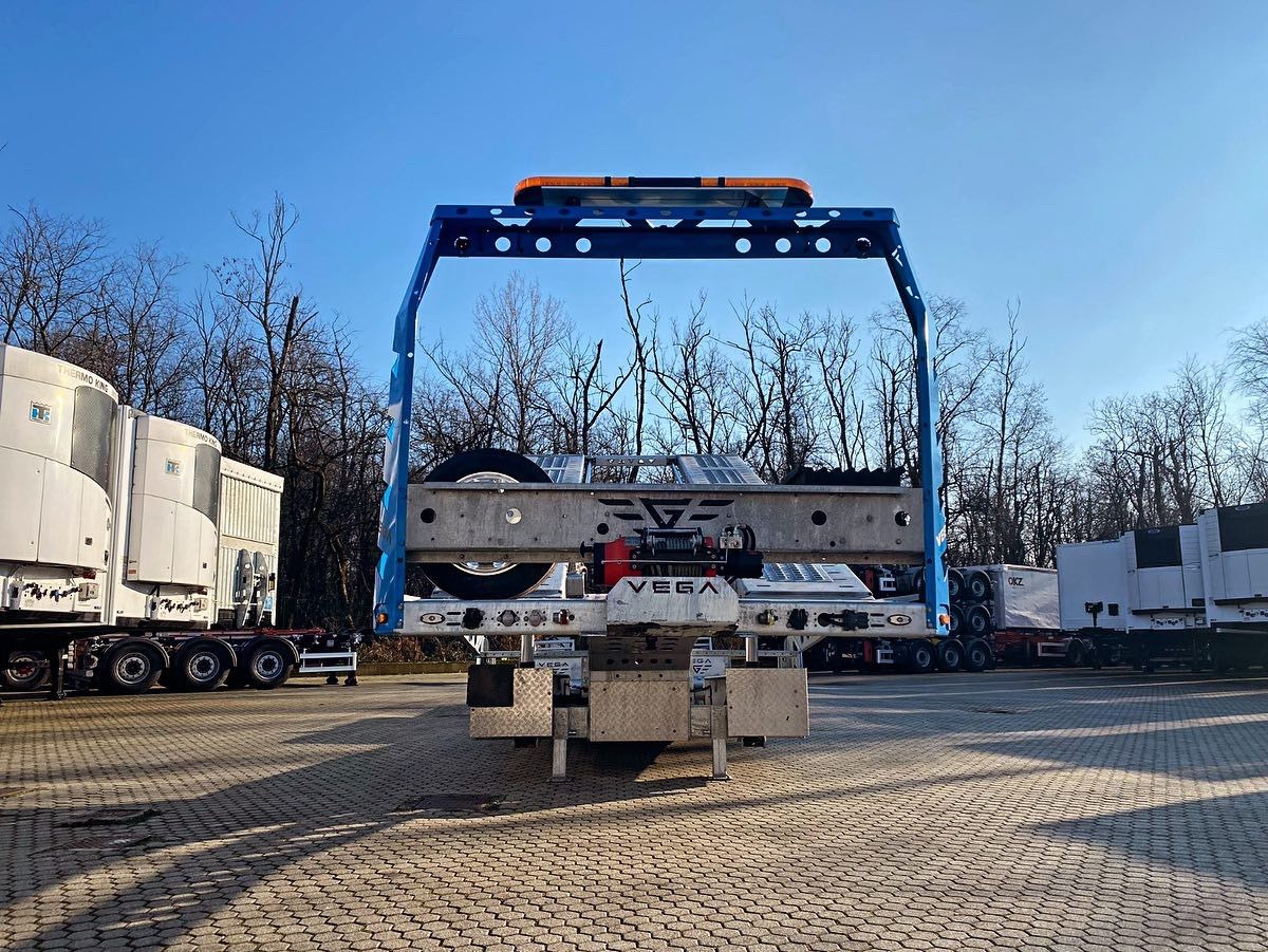 PROMAX 3 AXLE TRUCK CARRIER - نصف مقطورة نقل السيارات: صورة 4 PROMAX 3 AXLE TRUCK CARRIER - نصف مقطورة نقل السيارات: صورة 4