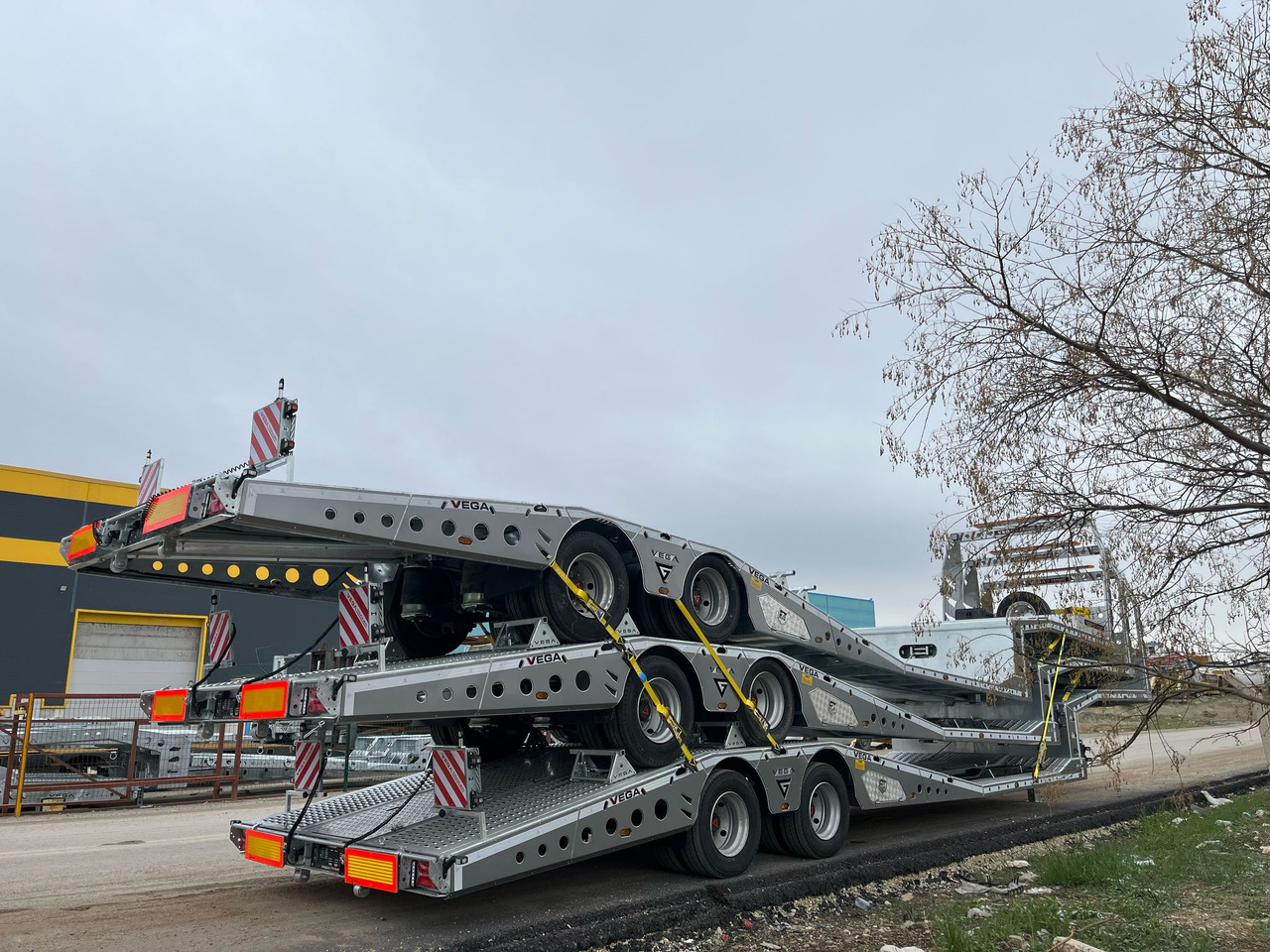 VEGA TRAILER ARLA TRUCK CARRIER - نصف مقطورة نقل السيارات: صورة 5 VEGA TRAILER ARLA TRUCK CARRIER - نصف مقطورة نقل السيارات: صورة 5