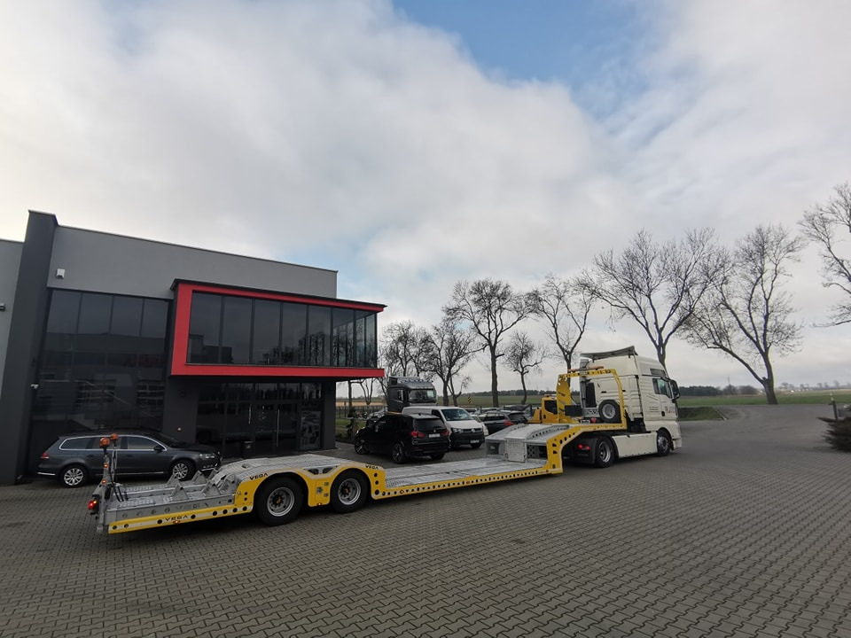 Vegafix (2 Axle Truck Carrier)  Vegafix (2 Axle Truck Carrier): صورة 11 Vegafix (2 Axle Truck Carrier)  Vegafix (2 Axle Truck Carrier): صورة 11