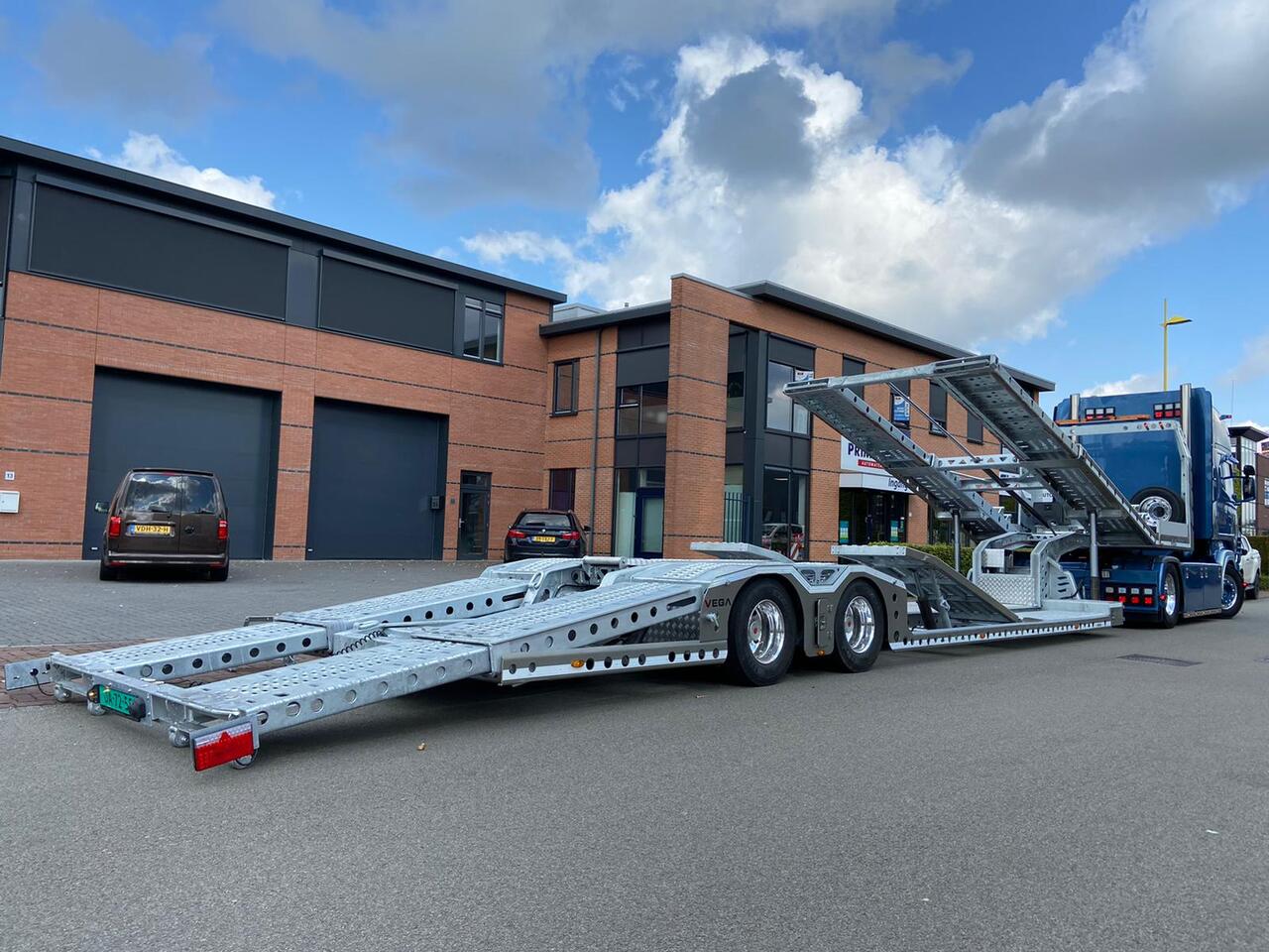 Vegafix (2 Axle Truck Carrier) - نصف مقطورة نقل السيارات: صورة 2 Vegafix (2 Axle Truck Carrier) - نصف مقطورة نقل السيارات: صورة 2