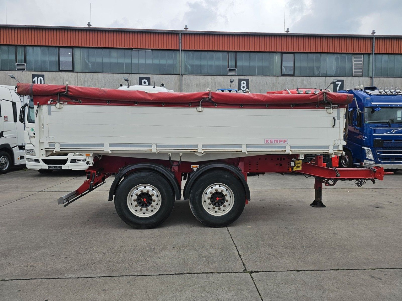 Kempf GETREIDEKIPPER * SAF-ACHSEN * LIFTACHSE * ALCOA - مقطورة قلاب: صورة 4 Kempf GETREIDEKIPPER * SAF-ACHSEN * LIFTACHSE * ALCOA - مقطورة قلاب: صورة 4