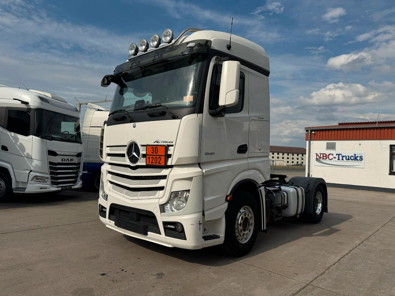 Mercedes-Benz ACTROS 1846 * RETARDER + 2X TANK * ALCOA * KIPPH - وحدة جر: صورة 1 Mercedes-Benz ACTROS 1846 * RETARDER + 2X TANK * ALCOA * KIPPH - وحدة جر: صورة 1