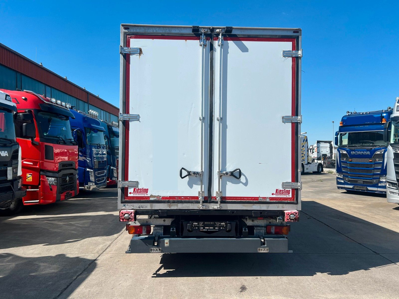 Mercedes-Benz Atego 1224 * KLIMA * THERMO KING * BÄR 1,5t * - شاحنة الفريزر: صورة 5 Mercedes-Benz Atego 1224 * KLIMA * THERMO KING * BÄR 1,5t * - شاحنة الفريزر: صورة 5
