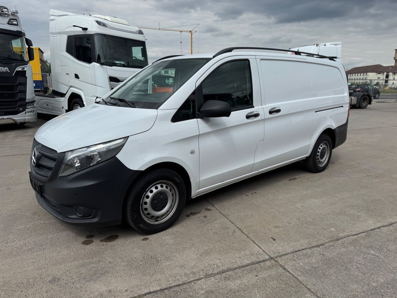 Mercedes-Benz VITO 111 CDI * LANG * KLIMA * SCHIEBETÜR R & L * - ميكروباص: صورة 3 Mercedes-Benz VITO 111 CDI * LANG * KLIMA * SCHIEBETÜR R & L * - ميكروباص: صورة 3