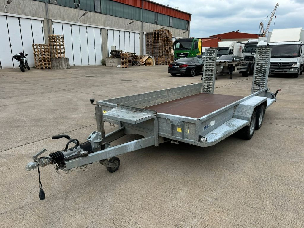 Saris TIEFLADER MIT RAMPEN*TÜV*4 M LANG*TROMMELBREMSEN - مقطورة مسطحة منخفضة: صورة 1 Saris TIEFLADER MIT RAMPEN*TÜV*4 M LANG*TROMMELBREMSEN - مقطورة مسطحة منخفضة: صورة 1