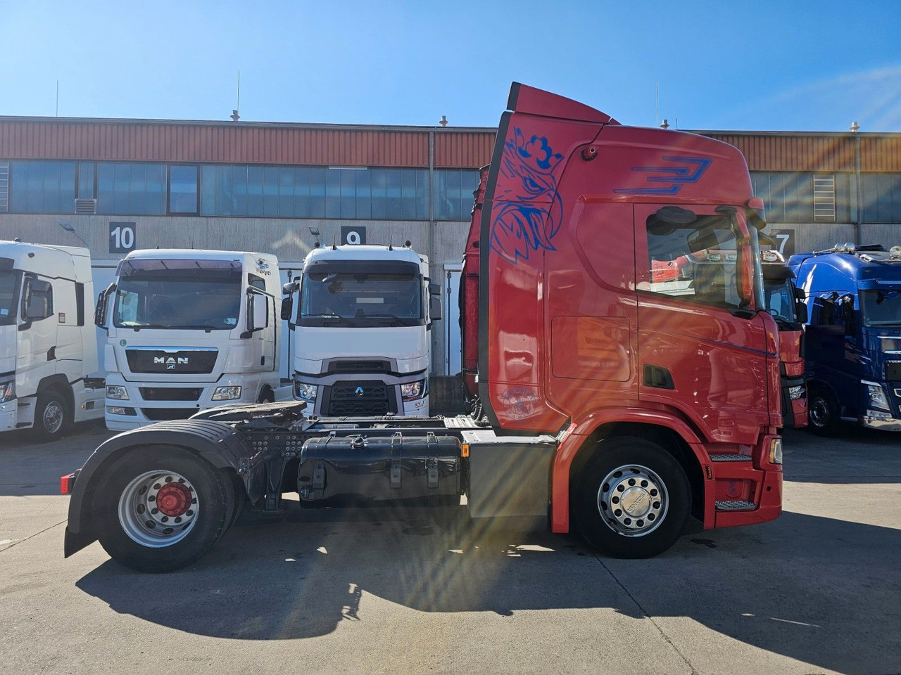Scania R 460 * BRANDSCHADEN * ACC * RETARDER * LEDER * - وحدة جر: صورة 4 Scania R 460 * BRANDSCHADEN * ACC * RETARDER * LEDER * - وحدة جر: صورة 4
