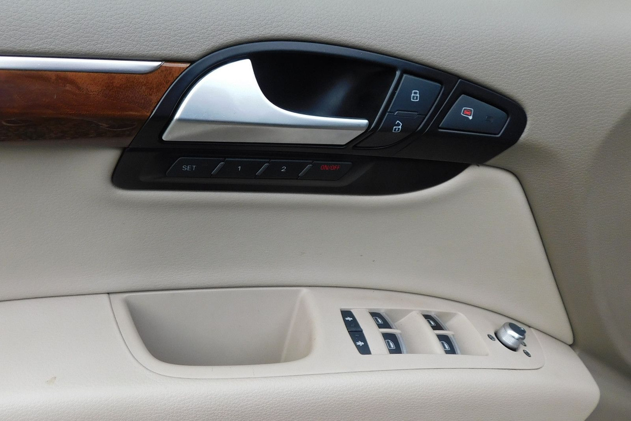 Audi Q7 3.0TFSI 7-Sitzer perfect for UA Export - سيارة دفع رباعي: صورة 3 Audi Q7 3.0TFSI 7-Sitzer perfect for UA Export - سيارة دفع رباعي: صورة 3