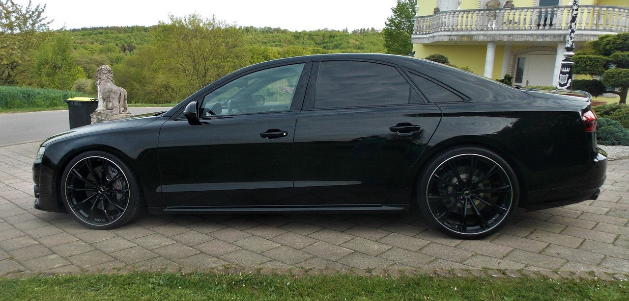 Audi S8 plus original ABT 519kW 320km/h mit 22 Zoll - سيدان: صورة 3 Audi S8 plus original ABT 519kW 320km/h mit 22 Zoll - سيدان: صورة 3