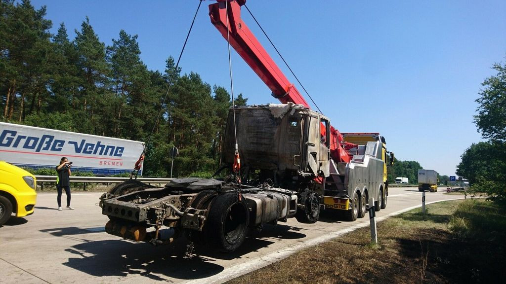 Mercedes-Benz Arocs 8x8 4153 G&G Wrecker Mercedes-Benz Arocs 8x8 4153 G&G Wrecker - شاحنة سحب: صورة 4 Mercedes-Benz Arocs 8x8 4153 G&G Wrecker Mercedes-Benz Arocs 8x8 4153 G&G Wrecker - شاحنة سحب: صورة 4