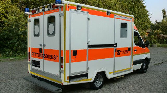 Mercedes-Benz Sprinter 516 CDI /on Stock / Mercedes-Benz Sprinter 516 CDI /on Stock / - سيارة اسعاف: صورة 4 Mercedes-Benz Sprinter 516 CDI /on Stock / Mercedes-Benz Sprinter 516 CDI /on Stock / - سيارة اسعاف: صورة 4