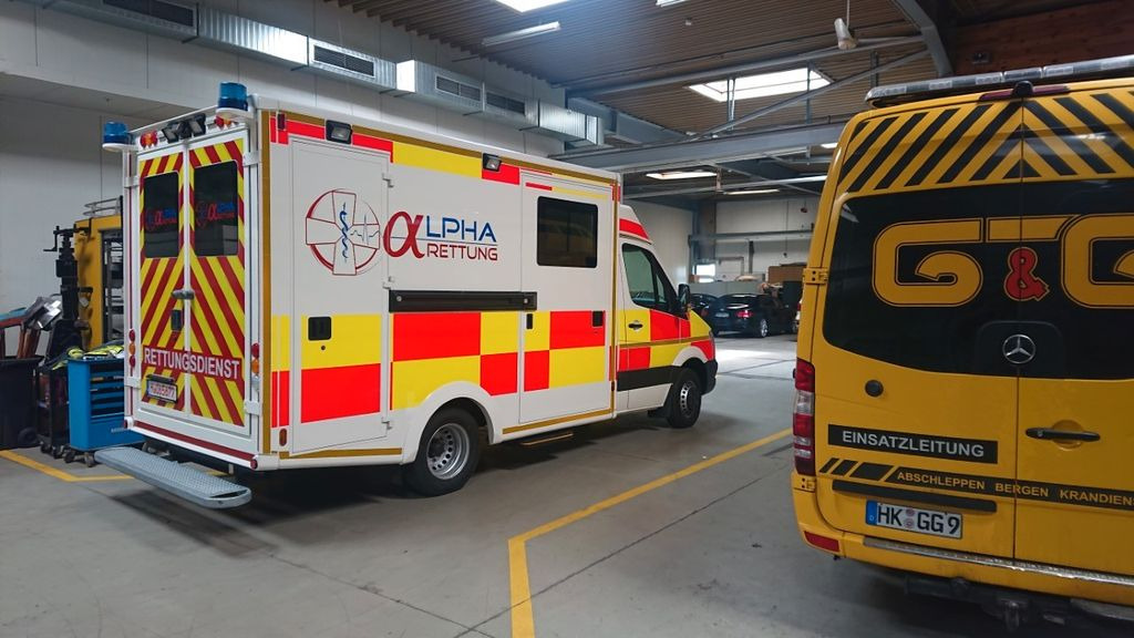 Mercedes-Benz Sprinter 519 ATM 0 KM WAS Koffer Mercedes-Benz Sprinter 519 ATM 0 KM WAS Koffer - سيارة اسعاف: صورة 1 Mercedes-Benz Sprinter 519 ATM 0 KM WAS Koffer Mercedes-Benz Sprinter 519 ATM 0 KM WAS Koffer - سيارة اسعاف: صورة 1