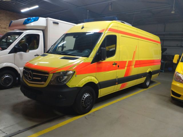 Mercedes-Benz Sprinter ITW RTW 519 2x on Stock Mercedes-Benz Sprinter ITW RTW 519 2x on Stock - سيارة اسعاف: صورة 3 Mercedes-Benz Sprinter ITW RTW 519 2x on Stock Mercedes-Benz Sprinter ITW RTW 519 2x on Stock - سيارة اسعاف: صورة 3