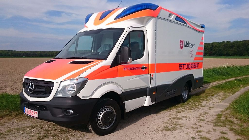 Mercedes-Benz Tigis Mod 2016 wie neu Mercedes-Benz Tigis Mod 2016 wie neu - سيارة اسعاف: صورة 1 Mercedes-Benz Tigis Mod 2016 wie neu Mercedes-Benz Tigis Mod 2016 wie neu - سيارة اسعاف: صورة 1