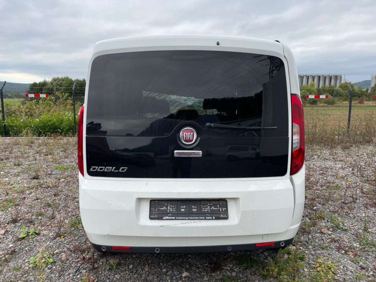 Fiat Doblo Maxi 1.6 M-Jet Euro6 Klima ZV - ميكروباص: صورة 4 Fiat Doblo Maxi 1.6 M-Jet Euro6 Klima ZV - ميكروباص: صورة 4