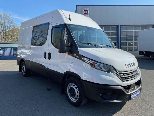 Iveco Daily 35S16A8 CRV MY22 Euro6 Klima AHK Navi ZV - فان: صورة 2 Iveco Daily 35S16A8 CRV MY22 Euro6 Klima AHK Navi ZV - فان: صورة 2