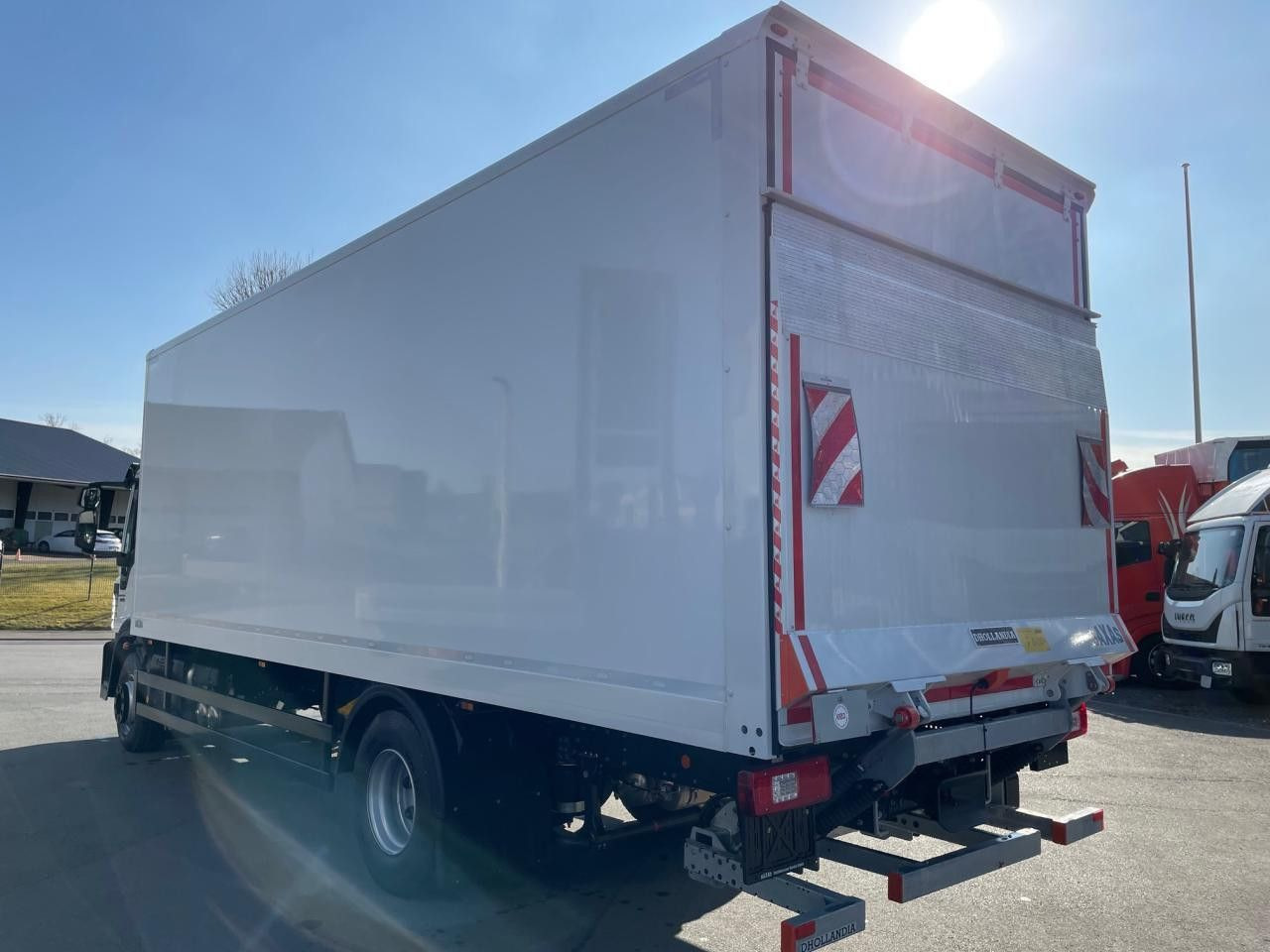 Iveco Eurocargo ML160E32 /P Euro6 Klima AHK Luftfeder - شاحنة مقفلة: صورة 5 Iveco Eurocargo ML160E32 /P Euro6 Klima AHK Luftfeder - شاحنة مقفلة: صورة 5