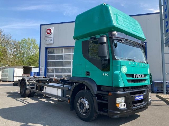 Iveco Stralis AT190S31/FP CM TOPSLEEPER Euro5 Intarder - شاحنات الحاويات / جسم علوي قابل للتغيير شاحنة: صورة 1 Iveco Stralis AT190S31/FP CM TOPSLEEPER Euro5 Intarder - شاحنات الحاويات / جسم علوي قابل للتغيير شاحنة: صورة 1