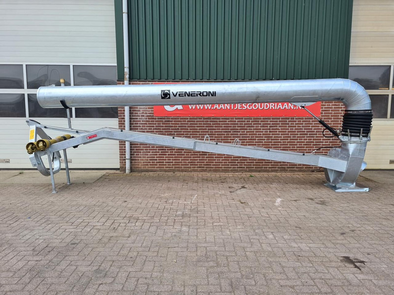 AT 400-6 - بخاخ مركب على الجرار: صورة 1 AT 400-6 - بخاخ مركب على الجرار: صورة 1