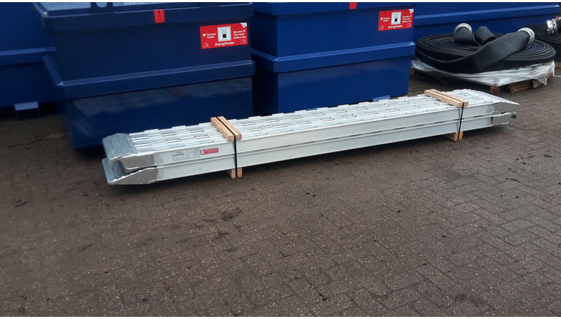 Aluminium rijplanken - منحدر تحميل: صورة 1 Aluminium rijplanken - منحدر تحميل: صورة 1