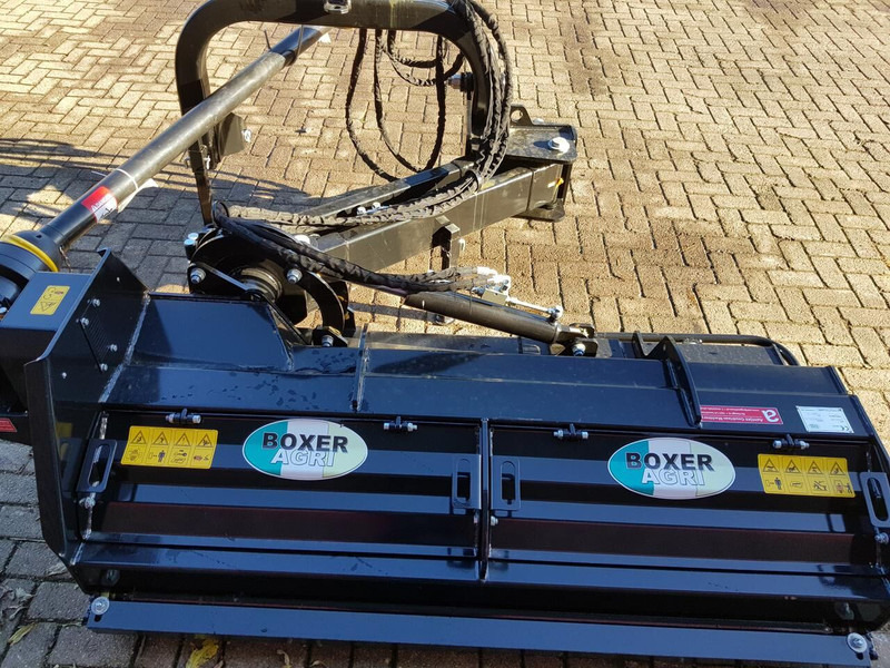 Boxer agri Black verstekklepelmaaier - جزازة أعشاب الحدائق: صورة 4 Boxer agri Black verstekklepelmaaier - جزازة أعشاب الحدائق: صورة 4