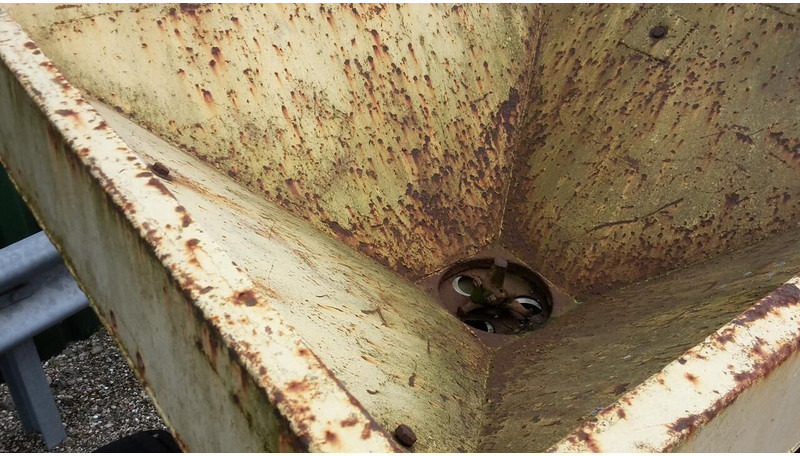 GETROKKEN pendel strooier - Gebruikt - آلة رش السماد: صورة 4 GETROKKEN pendel strooier - Gebruikt - آلة رش السماد: صورة 4