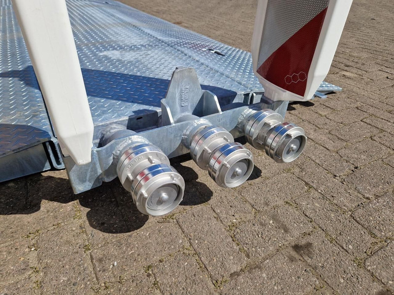 Leidingdrempel Leidingdrempel / road ramp - سيارة: صورة 4 Leidingdrempel Leidingdrempel / road ramp - سيارة: صورة 4