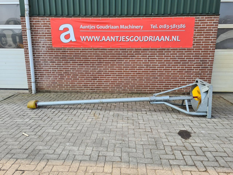 MESTMIXER Reck 4000 mm - Gebruikt - آلة رش السماد: صورة 1 MESTMIXER Reck 4000 mm - Gebruikt - آلة رش السماد: صورة 1