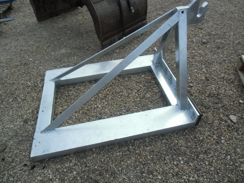 Onbekend Werktuigendrager - وصلة العجلة الخامسة: صورة 1 Onbekend Werktuigendrager - وصلة العجلة الخامسة: صورة 1