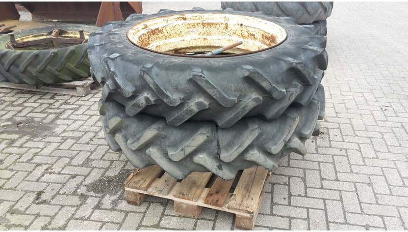 Pirelli - الإطارات والجنوط: صورة 1 Pirelli - الإطارات والجنوط: صورة 1