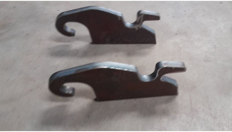 Terex - قارنة توصيل هيدروليكي: صورة 2 Terex - قارنة توصيل هيدروليكي: صورة 2