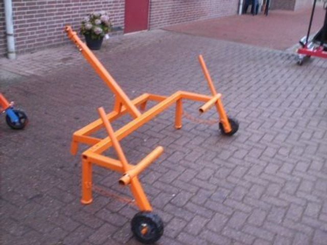 ZEILKNECHT afroldragers - آلة تغليف بالة التبن: صورة 1 ZEILKNECHT afroldragers - آلة تغليف بالة التبن: صورة 1